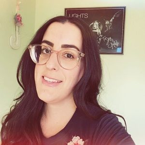 Meet your Posher, Jenn